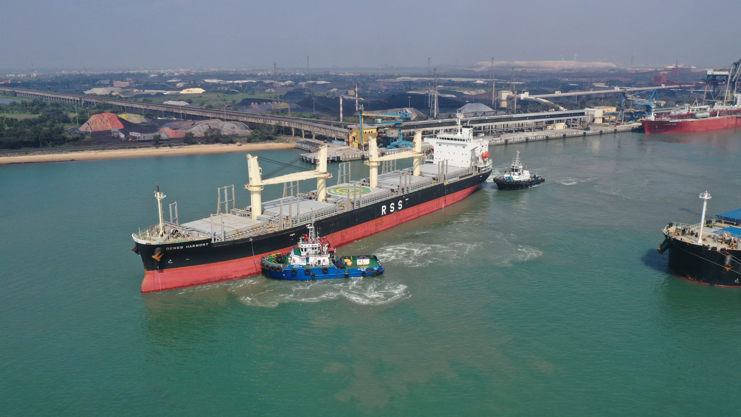 Paradip Port Authority has broken new ground in cargo handling.