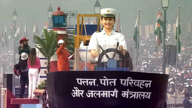 MoPSW tableaux unveils the power of Nari Shakti and Sagarmala in Maritime sector.